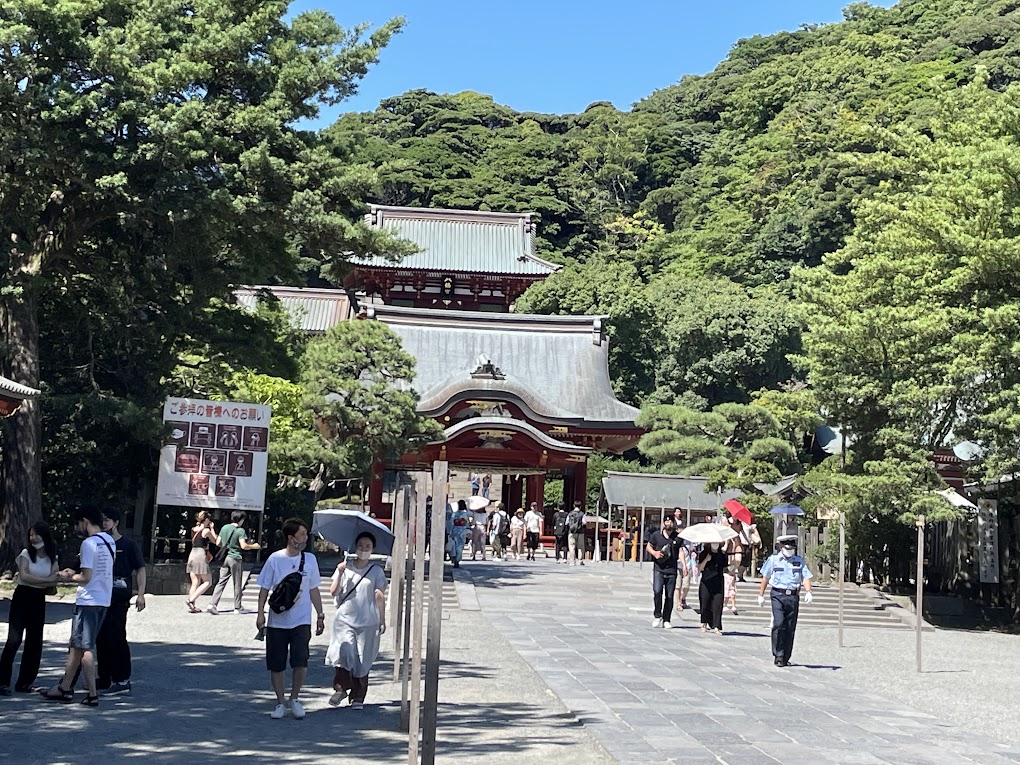 写真ー８　鶴岡八幡宮　境内