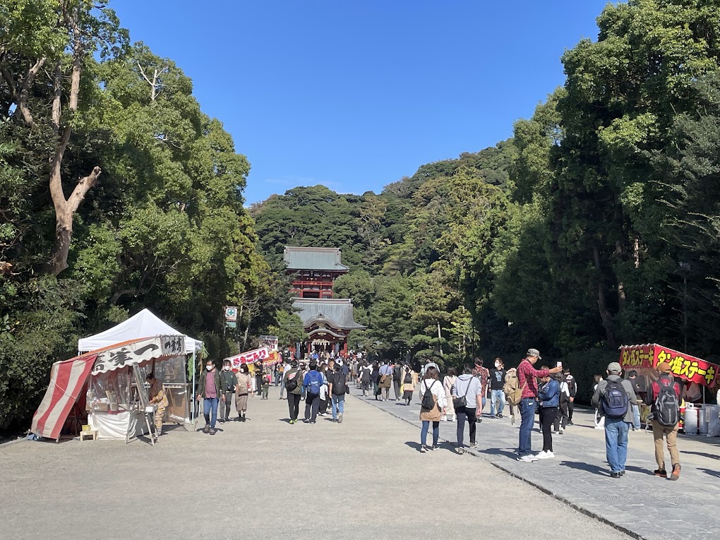 写真ー８　鶴岡八幡宮／境内